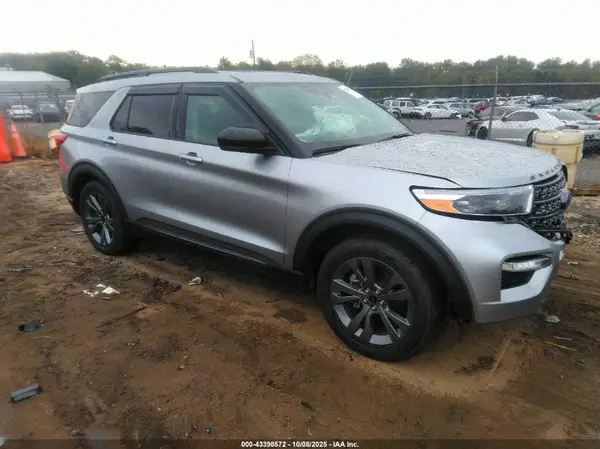 1FMSK7DH3NGB17240 2022 FORD EXPLORER - Image 1