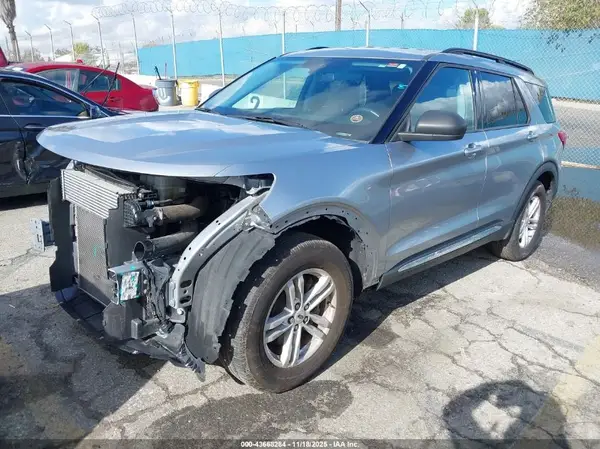 1FMSK7DH3NGB59231 2022 FORD EXPLORER - Image 2