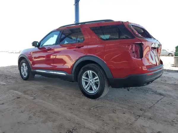 1FMSK7DH3NGB59858 2022 FORD EXPLORER - Image 2