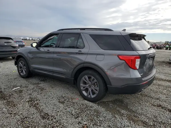1FMSK7DH3NGB61464 2022 FORD EXPLORER - Image 2