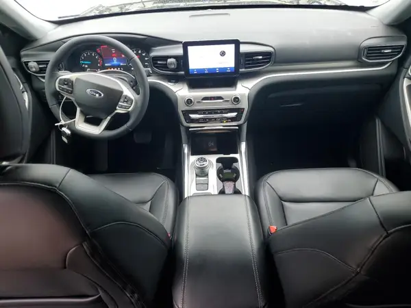 1FMSK7DH3NGB75784 2022 FORD EXPLORER - Image 8