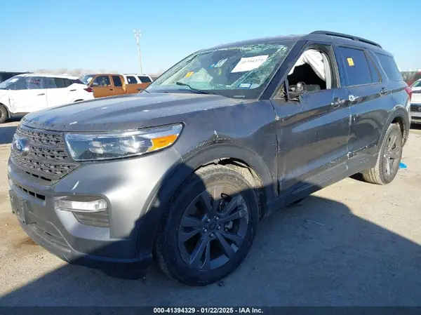 1FMSK7DH3NGB95176 2022 FORD EXPLORER - Image 2