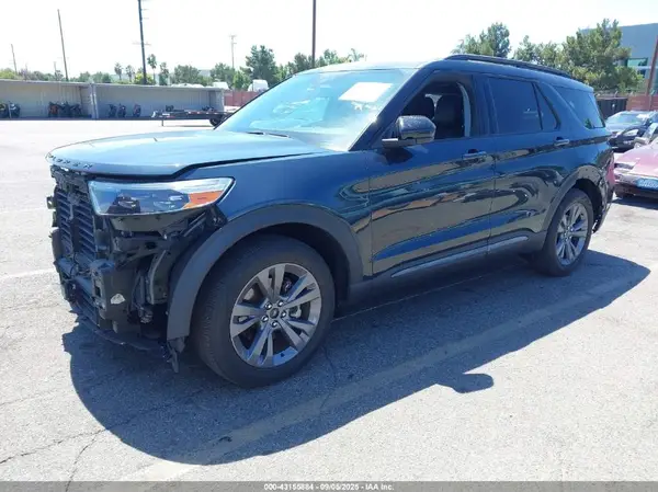 1FMSK7DH3NGC18066 2022 FORD EXPLORER - Image 2