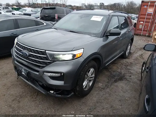 1FMSK7DH3PGA70052 2023 FORD EXPLORER - Image 2