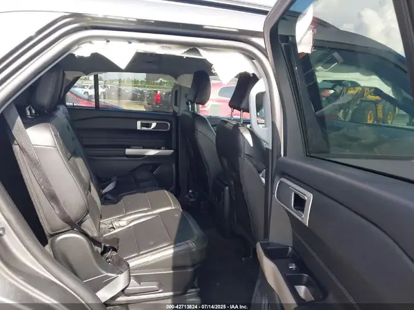 1FMSK7DH3PGA90592 2023 FORD EXPLORER - Image 8