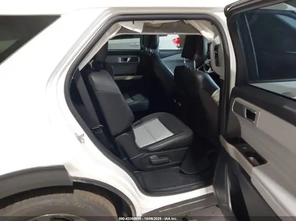 1FMSK7DH3PGA95453 2023 FORD EXPLORER - Image 8