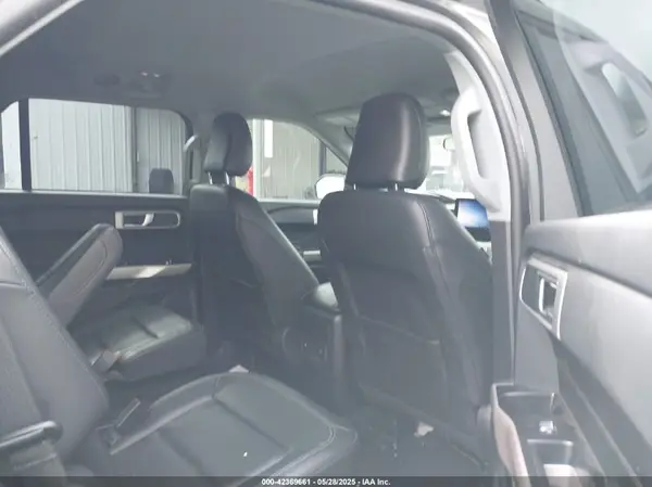 1FMSK7DH3PGA99079 2023 FORD EXPLORER - Image 8