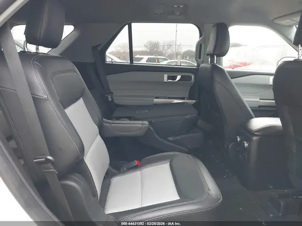 1FMSK7DH3PGB30377 2023 FORD EXPLORER - Image 8