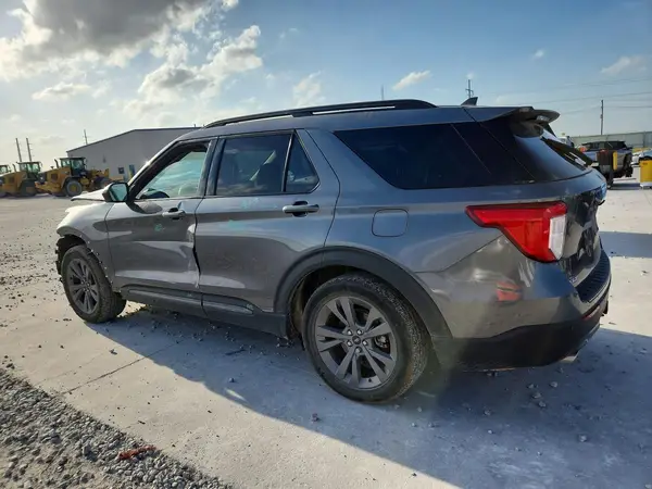 1FMSK7DH3PGB33666 2023 FORD EXPLORER - Image 2