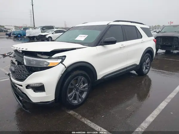 1FMSK7DH3PGB77652 2023 FORD EXPLORER - Image 2