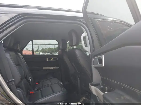 1FMSK7DH3RGA04054 2024 FORD EXPLORER - Image 8