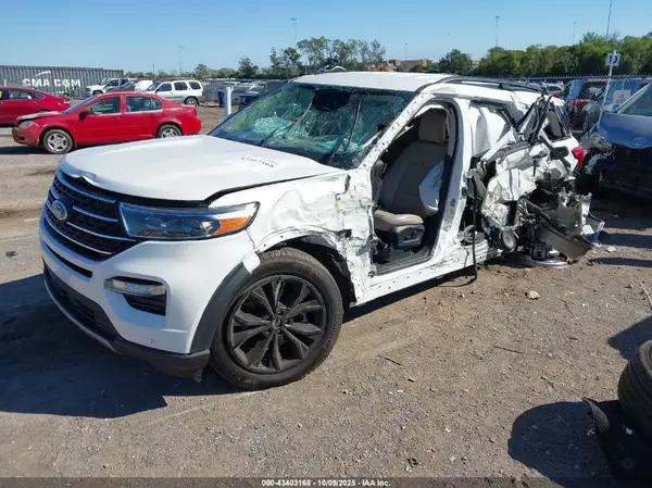 1FMSK7DH3RGA15037 2024 FORD EXPLORER - Image 2