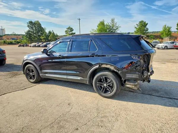 1FMSK7DH3RGA33005 2024 FORD EXPLORER - Image 2