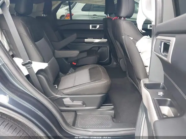 1FMSK7DH3RGA41279 2024 FORD EXPLORER - Image 8