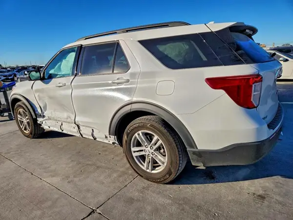 1FMSK7DH3RGA46076 2024 FORD EXPLORER - Image 2