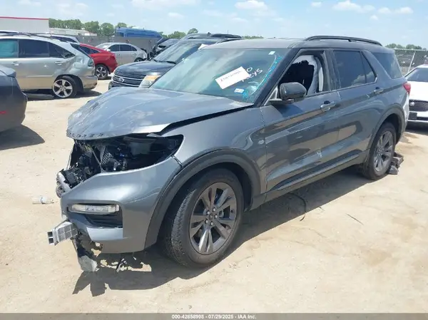1FMSK7DH3RGA85945 2024 FORD EXPLORER - Image 2