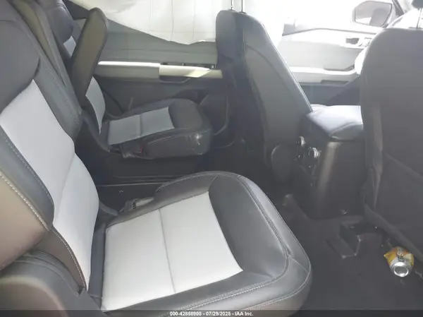 1FMSK7DH3RGA85945 2024 FORD EXPLORER - Image 8