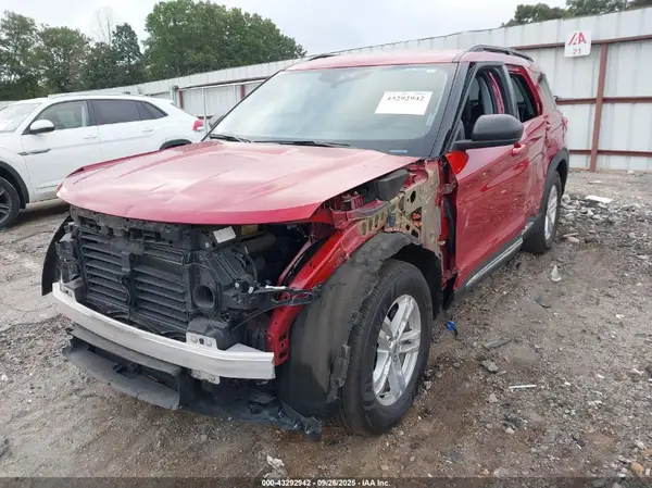1FMSK7DH3RGA89347 2024 FORD EXPLORER - Image 2