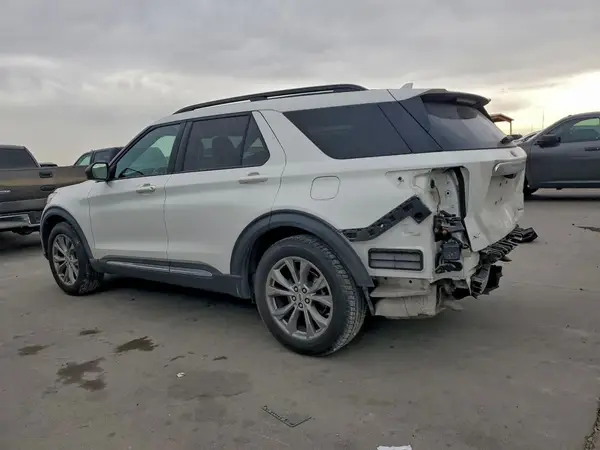 1FMSK7DH4LGB03845 2020 FORD EXPLORER - Image 2