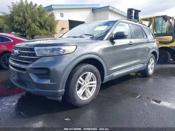 1FMSK7DH4LGC30921 2020 FORD EXPLORER - Image 2
