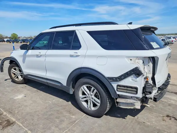 1FMSK7DH4MGA52218 2021 FORD EXPLORER - Image 2