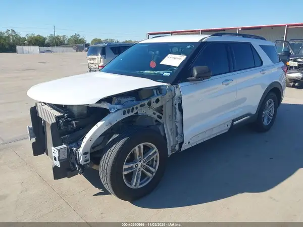 1FMSK7DH4MGA81749 2021 FORD EXPLORER - Image 2