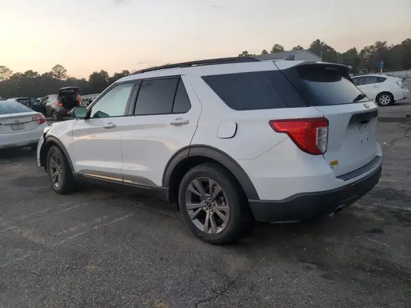 1FMSK7DH4MGB61178 2021 FORD EXPLORER - Image 2