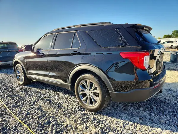 1FMSK7DH4MGC10251 2021 FORD EXPLORER - Image 2