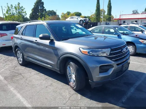 1FMSK7DH4MGC39586 2021 FORD EXPLORER - Image 1