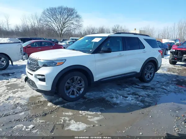 1FMSK7DH4NGA12223 2022 FORD EXPLORER - Image 2