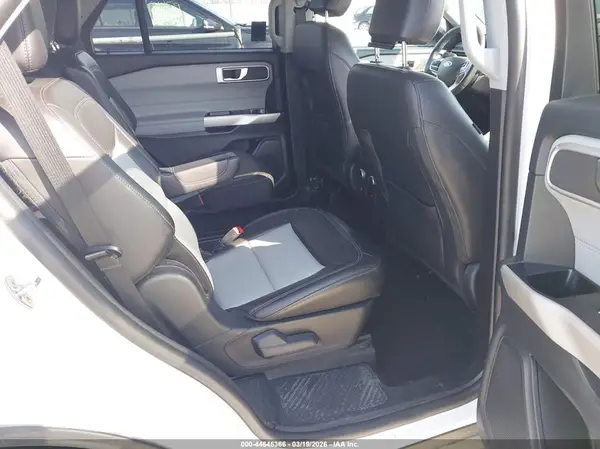 1FMSK7DH4NGA12223 2022 FORD EXPLORER - Image 8