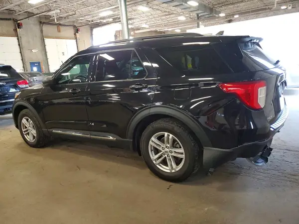 1FMSK7DH4NGA36456 2022 FORD EXPLORER - Image 2