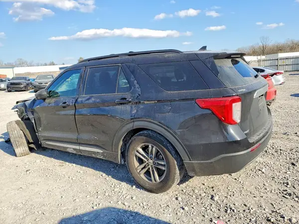 1FMSK7DH4NGA39664 2022 FORD EXPLORER - Image 2