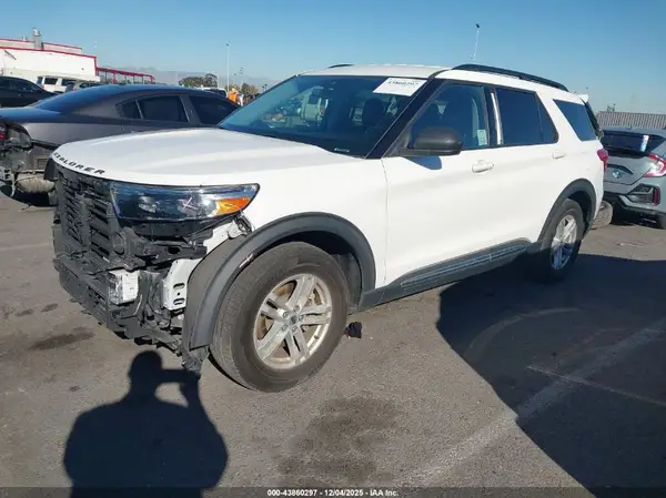 1FMSK7DH4NGA71594 2022 FORD EXPLORER - Image 2