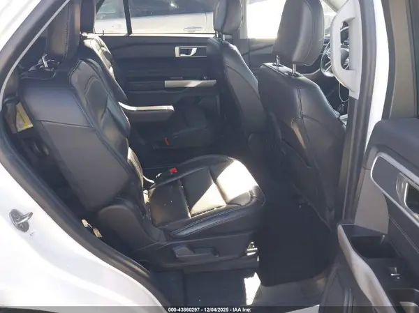 1FMSK7DH4NGA71594 2022 FORD EXPLORER - Image 8