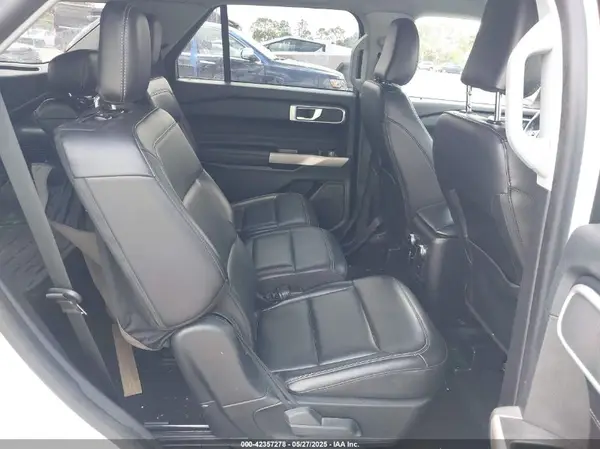 1FMSK7DH4NGB05338 2022 FORD EXPLORER - Image 8