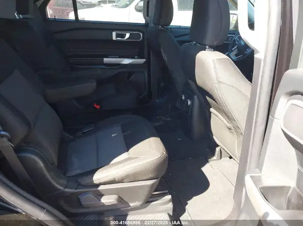1FMSK7DH4NGB21930 2022 FORD EXPLORER - Image 8