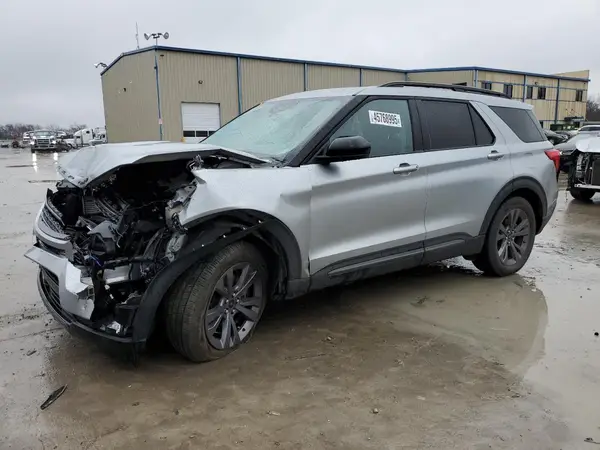 1FMSK7DH4NGB72263 2022 FORD EXPLORER - Image 1