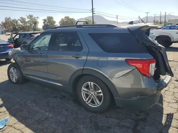 1FMSK7DH4NGB74630 2022 FORD EXPLORER - Image 2
