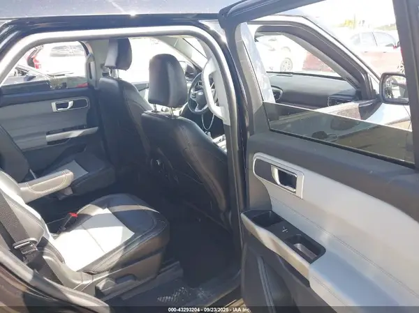 1FMSK7DH4NGC02099 2022 FORD EXPLORER - Image 8