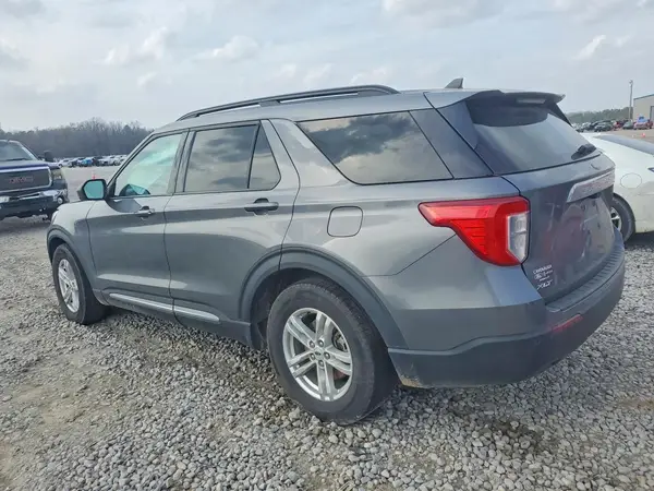 1FMSK7DH4NGC08582 2022 FORD EXPLORER - Image 2