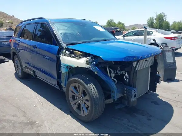 1FMSK7DH4NGC40979 2022 FORD EXPLORER - Image 1