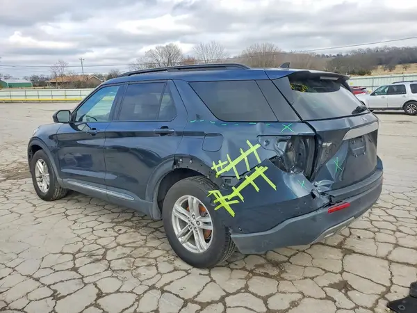 1FMSK7DH4NGC47348 2022 FORD EXPLORER - Image 2
