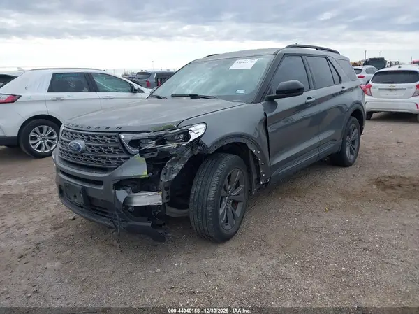 1FMSK7DH4PGB33241 2023 FORD EXPLORER - Image 2
