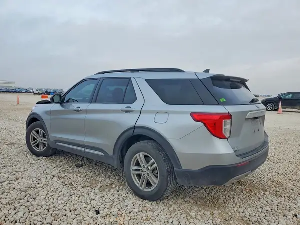 1FMSK7DH4PGC25448 2023 FORD EXPLORER - Image 2