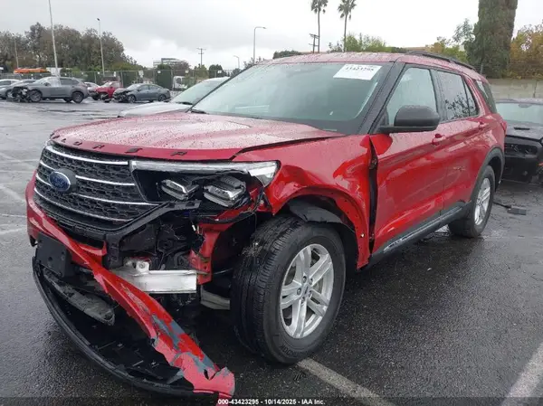 1FMSK7DH4RGA33630 2024 FORD EXPLORER - Image 2