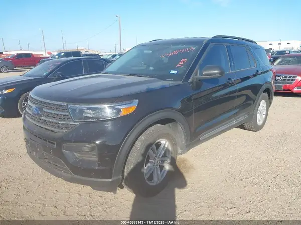 1FMSK7DH4RGA40903 2024 FORD EXPLORER - Image 2