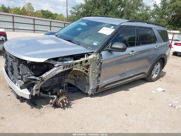 1FMSK7DH4RGA44546 2024 FORD EXPLORER - Image 2