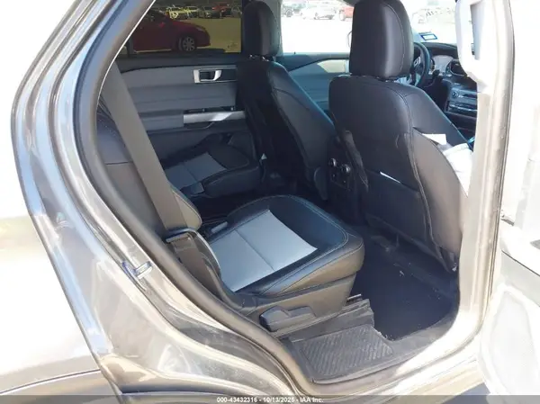 1FMSK7DH4RGA62674 2024 FORD EXPLORER - Image 8
