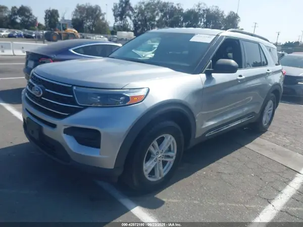 1FMSK7DH5LGB82832 2020 FORD EXPLORER - Image 2